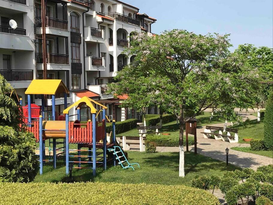 Lovely Apartment In Peaceful Family Spa Resort Near To Nesebar Kableshkovo  Eksteriør bilde